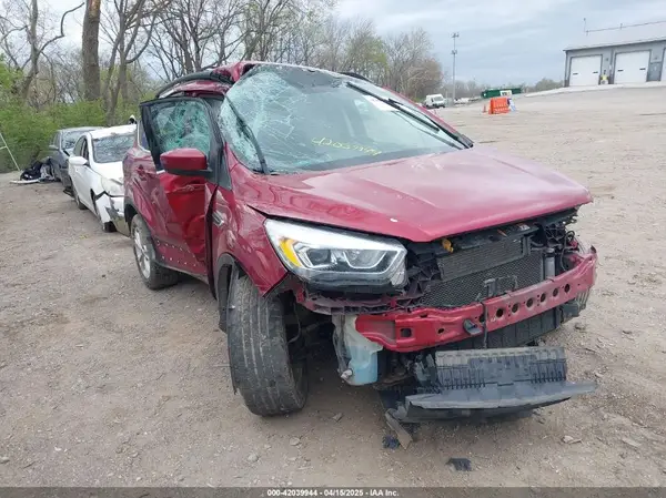1FMCU9HD5KUA50882 2019 FORD ESCAPE - Image 1