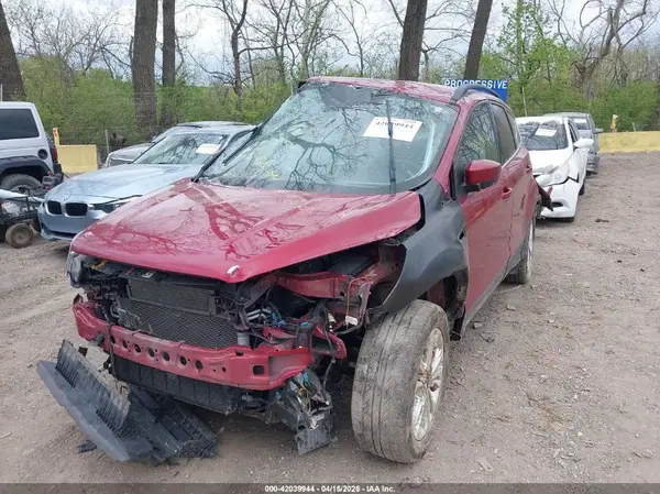 1FMCU9HD5KUA50882 2019 FORD ESCAPE - Image 2