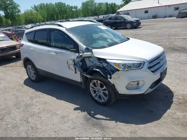 1FMCU9HD5KUB19019 2019 FORD ESCAPE - Image 1