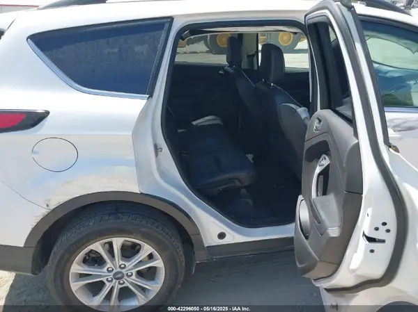 1FMCU9HD5KUB19019 2019 FORD ESCAPE - Image 8