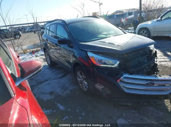 1FMCU9HD5KUC13739 2019 FORD ESCAPE - Image 1