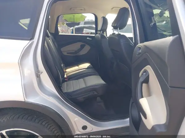 1FMCU9HD5KUC54064 2019 FORD ESCAPE - Image 8