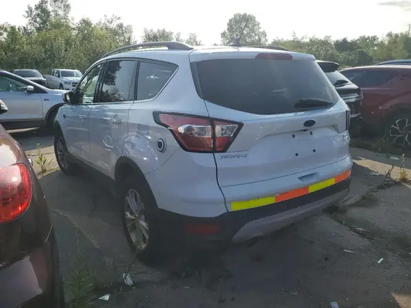 1FMCU9HD6JUA44202 2018 FORD ESCAPE - Image 2
