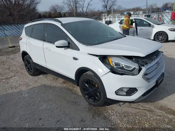 1FMCU9HD6JUA89236 2018 FORD ESCAPE - Image 1