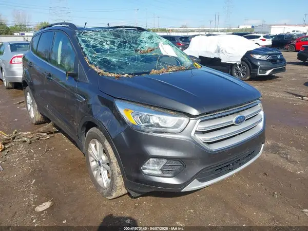 1FMCU9HD6JUA95747 2018 FORD ESCAPE - Image 1