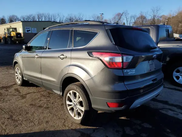 1FMCU9HD6JUB01854 2018 FORD ESCAPE - Image 2