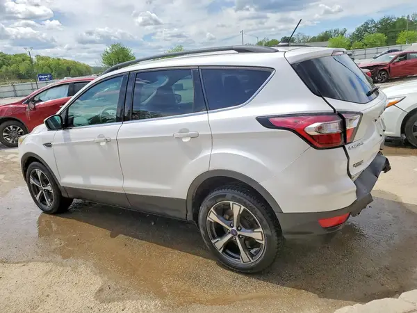 1FMCU9HD6JUB08416 2018 FORD ESCAPE - Image 2