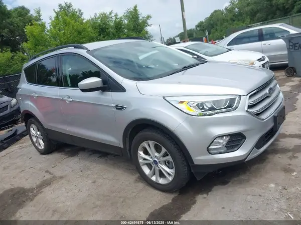 1FMCU9HD6JUB42758 2018 FORD ESCAPE - Image 1