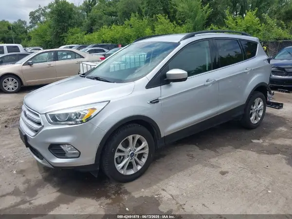 1FMCU9HD6JUB42758 2018 FORD ESCAPE - Image 2