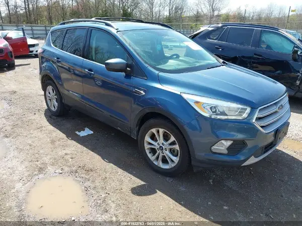 1FMCU9HD6JUB50780 2018 FORD ESCAPE - Image 1
