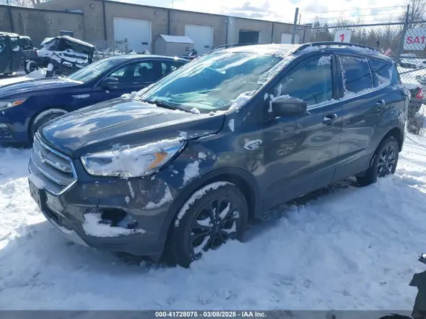 1FMCU9HD6JUB58247 2018 FORD ESCAPE - Image 2