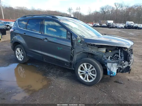 1FMCU9HD6JUB65991 2018 FORD ESCAPE - Image 1