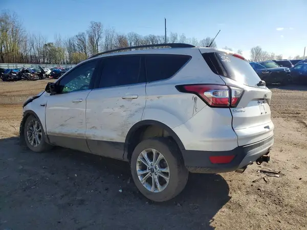 1FMCU9HD6JUB87876 2018 FORD ESCAPE - Image 2