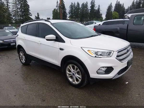 1FMCU9HD6JUC10122 2018 FORD ESCAPE - Image 1