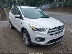 1FMCU9HD6JUC74421 2018 FORD ESCAPE
