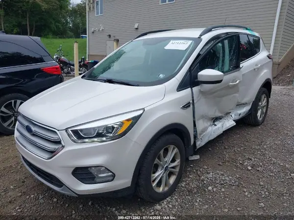 1FMCU9HD6JUC74421 2018 FORD ESCAPE - Image 2