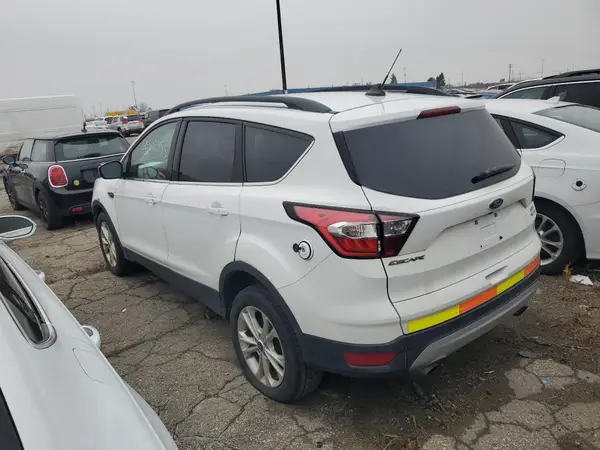1FMCU9HD6JUD23651 2018 FORD ESCAPE - Image 2