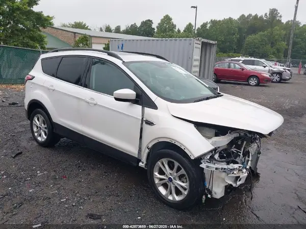 1FMCU9HD6JUD62028 2018 FORD ESCAPE - Image 1