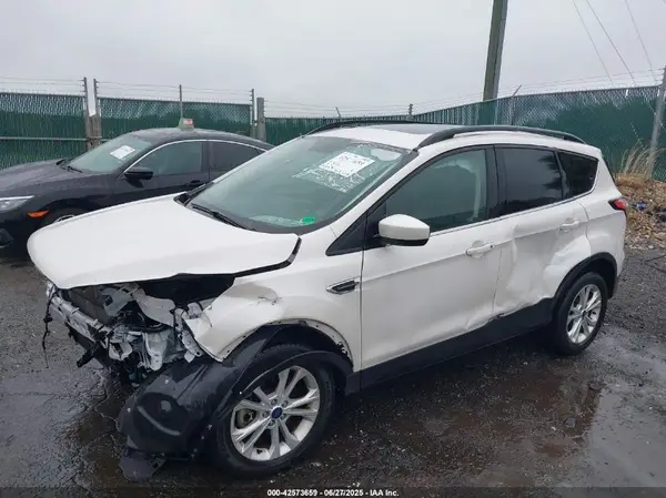 1FMCU9HD6JUD62028 2018 FORD ESCAPE - Image 2
