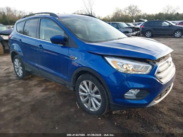 1FMCU9HD6KUA61776 2019 FORD ESCAPE - Image 1