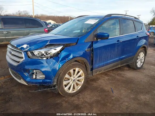 1FMCU9HD6KUA61776 2019 FORD ESCAPE - Image 2