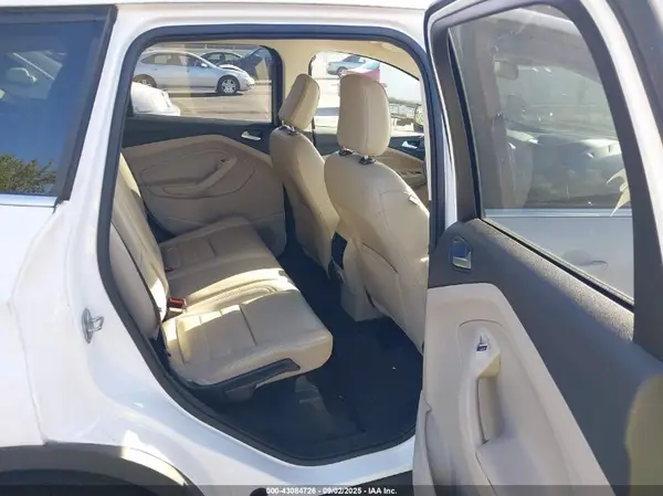 1FMCU9HD6KUA65519 2019 FORD ESCAPE - Image 8