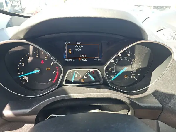1FMCU9HD6KUA65567 2019 FORD ESCAPE - Image 1