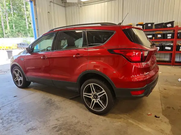 1FMCU9HD6KUB04089 2019 FORD ESCAPE - Image 2