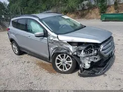 1FMCU9HD6KUB22785 2019 FORD ESCAPE