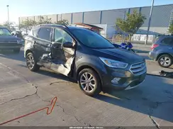 1FMCU9HD6KUB63112 2019 FORD ESCAPE