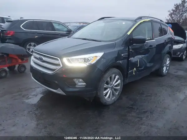 1FMCU9HD6KUB89984 2019 FORD ESCAPE - Image 2