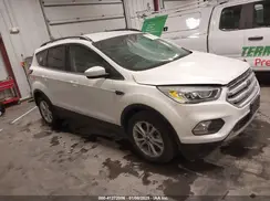 1FMCU9HD6KUC22112 2019 FORD ESCAPE