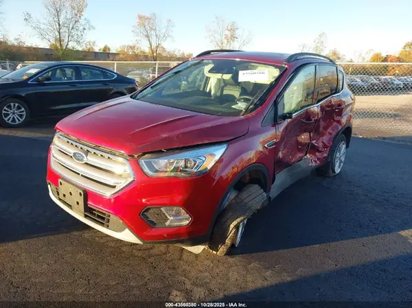 1FMCU9HD6KUC22949 2019 FORD ESCAPE - Image 2