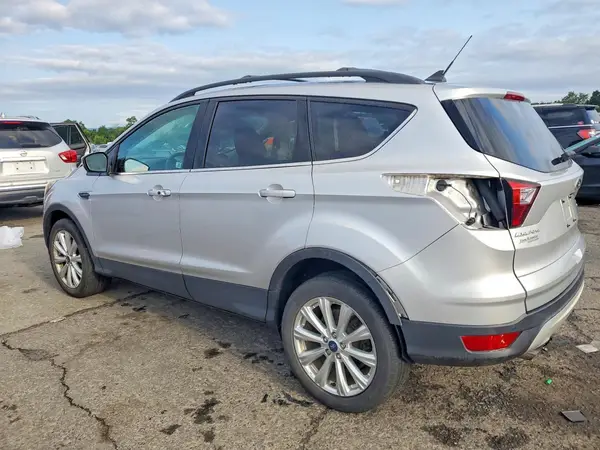 1FMCU9HD6KUC44076 2019 FORD ESCAPE - Image 2