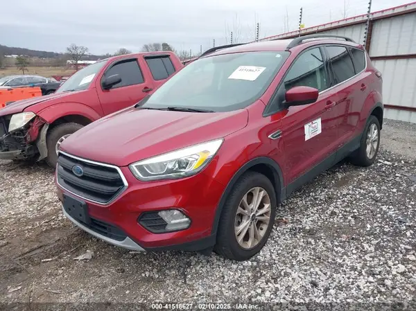 1FMCU9HD7JUA33256 2018 FORD ESCAPE - Image 2