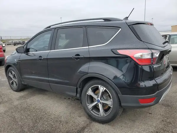 1FMCU9HD7JUA40630 2018 FORD ESCAPE - Image 2