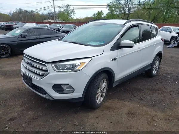 1FMCU9HD7JUA68492 2018 FORD ESCAPE - Image 2