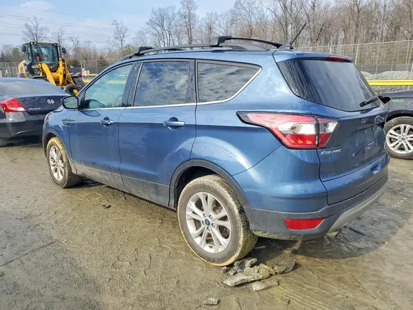 1FMCU9HD7JUA69609 2018 FORD ESCAPE - Image 2