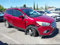 1FMCU9HD7JUA99564 2018 FORD ESCAPE