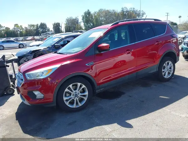 1FMCU9HD7JUA99564 2018 FORD ESCAPE - Image 2