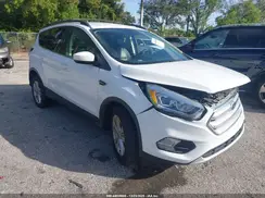 1FMCU9HD7JUB39738 2018 FORD ESCAPE