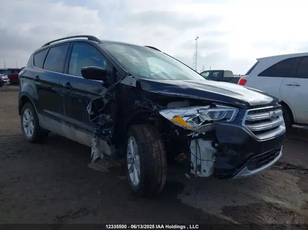 1FMCU9HD7JUB56152 2018 FORD ESCAPE - Image 1
