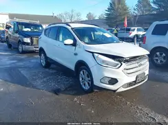 1FMCU9HD7JUB92133 2018 FORD ESCAPE
