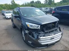 1FMCU9HD7JUB93671 2018 FORD ESCAPE