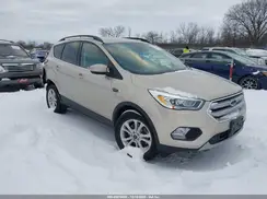 1FMCU9HD7JUC28807 2018 FORD ESCAPE
