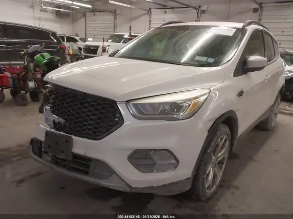 1FMCU9HD7JUD12903 2018 FORD ESCAPE - Image 2