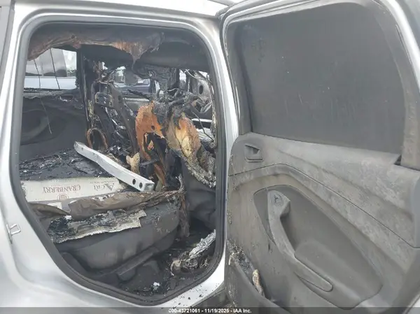 1FMCU9HD7JUD16482 2018 FORD ESCAPE - Image 8