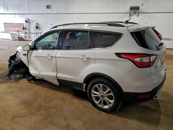 1FMCU9HD7JUD28504 2018 FORD ESCAPE - Image 2