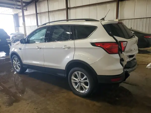 1FMCU9HD7KUA01196 2019 FORD ESCAPE - Image 2