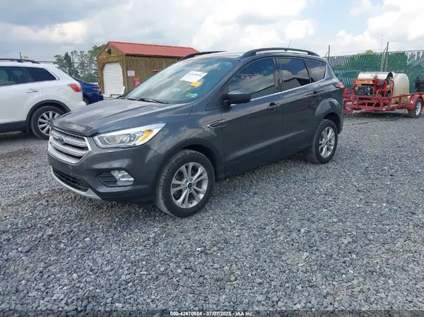 1FMCU9HD7KUA14014 2019 FORD ESCAPE - Image 2
